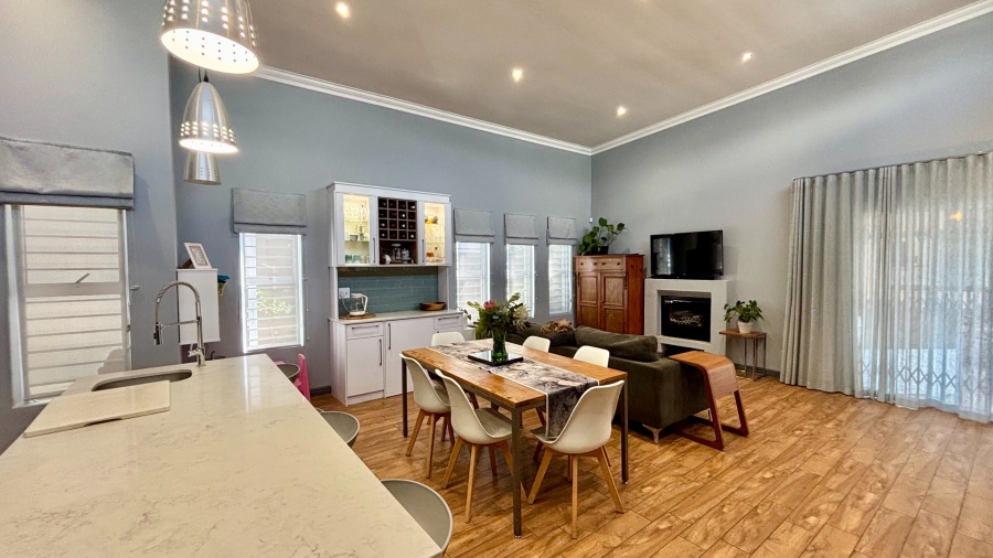 3 Bedroom Property for Sale in Sandown Western Cape